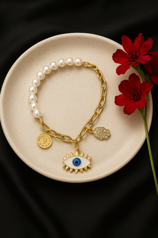 EVEARL CHARM BRACELET - Image 3